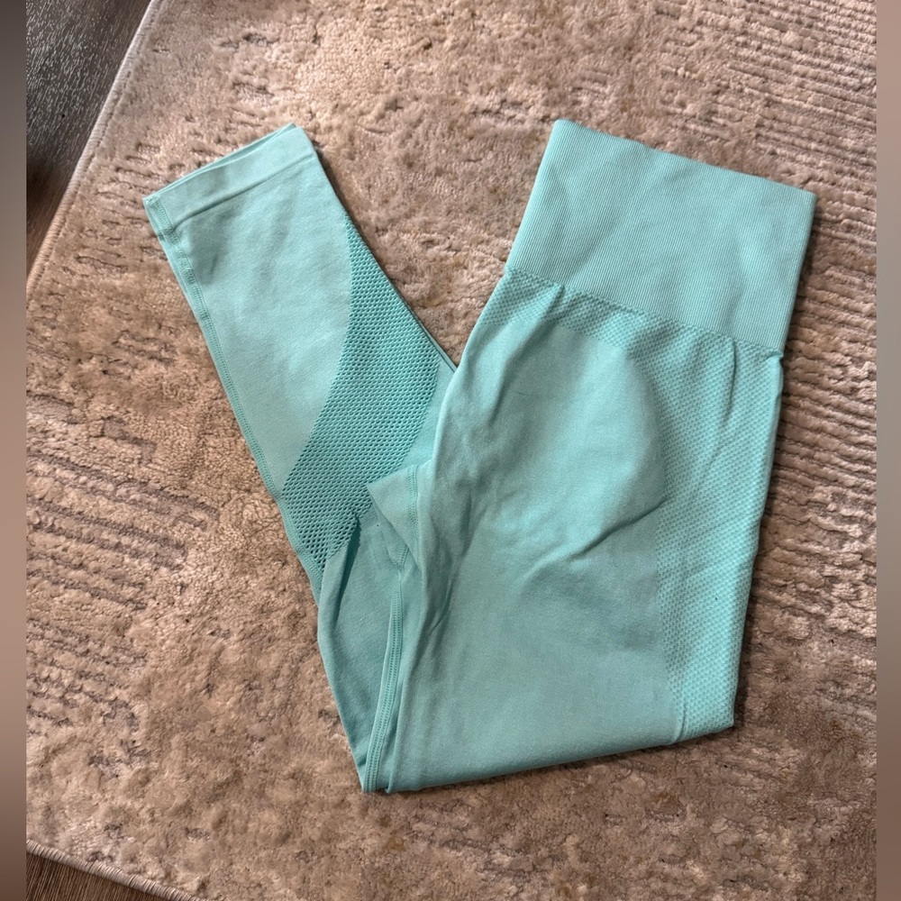 Ryderwear Women’s 7/8 seamless legging Size M